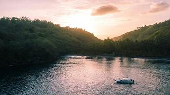 Genta Villa Ceningan