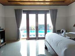 Genta Villa Ceningan