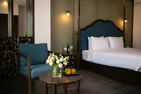 Azalea Parkview Hotel