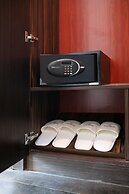 Azalea Parkview Hotel