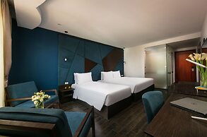 Azalea Parkview Hotel