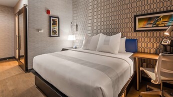 GLō Best Western Brooklyn NYC