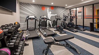 GLō Best Western Brooklyn NYC