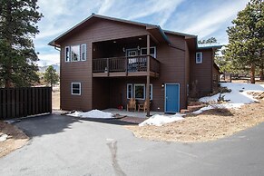 Wild Flower Ev#3197 2 Bedroom Condo by RedAwning