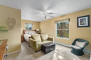 Wild Flower Ev#3197 2 Bedroom Condo by RedAwning