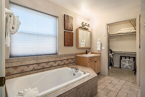 Aspen Grove Getaway Ev#3196 2 Bedroom Condo by RedAwning