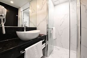 Utop Marina Hotel & Resort