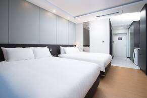 Utop Marina Hotel & Resort