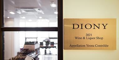 Utop Marina Hotel & Resort