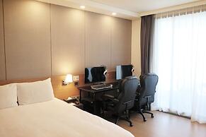 Utop Marina Hotel & Resort