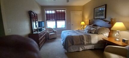Unit 411a 1 Bd/ 1 Ba Condo 1 Bedroom Condo by RedAwning