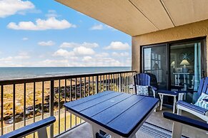 Amelia by the Sea Oceanfront Condo with Access to Private Fishing Pier