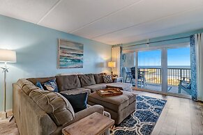 Amelia by the Sea Oceanfront Condo with Access to Private Fishing Pier