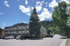 Value In The Aspen Core! - Comfort And Convenience 2 Bedroom Condo