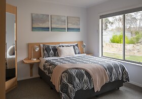 Emu Bay Holiday Homes