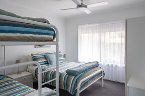 Emu Bay Holiday Homes