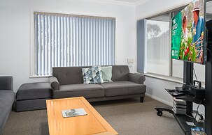 Emu Bay Holiday Homes