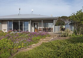 Emu Bay Holiday Homes