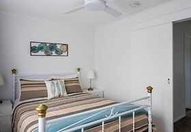 Emu Bay Holiday Homes