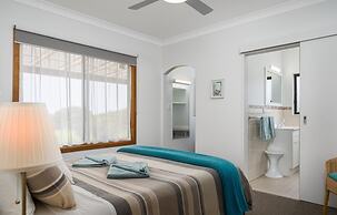 Emu Bay Holiday Homes