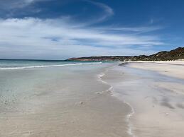 Emu Bay Holiday Homes