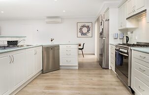 Emu Bay Holiday Homes