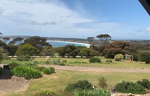 Emu Bay Holiday Homes