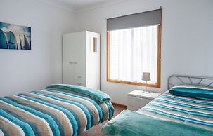 Emu Bay Holiday Homes