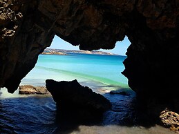 Emu Bay Holiday Homes