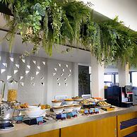 Baitong Hotel & Resort