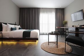 Baitong Hotel & Resort