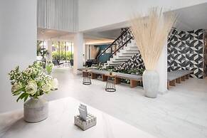 Baitong Hotel & Resort