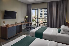 Baitong Hotel & Resort