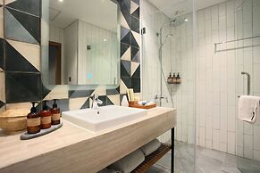 Baitong Hotel & Resort