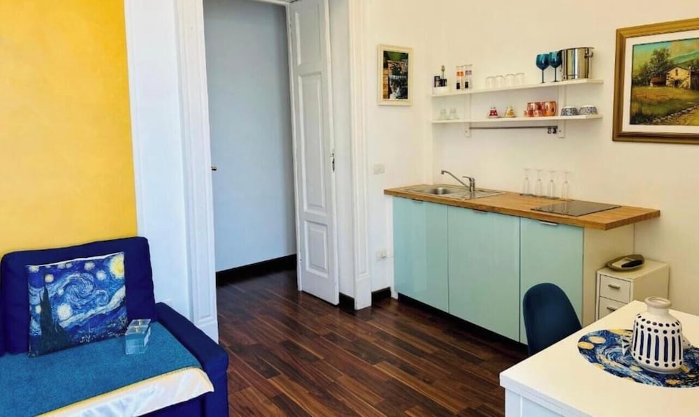 Rarityart Guest House