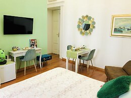 Rarityart Guest House