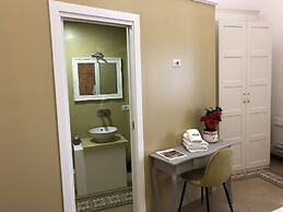 Rarityart Guest House