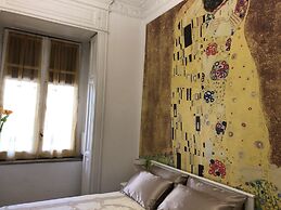 Rarityart Guest House