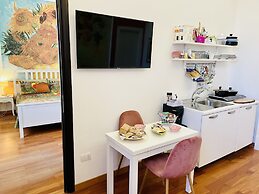 Rarityart Guest House