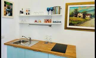 Rarityart Guest House