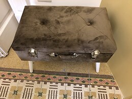 Rarityart Guest House