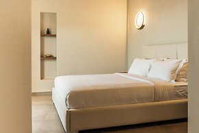 Black Diamond Suites - Adults Only