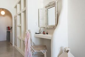 Black Diamond Suites - Adults Only