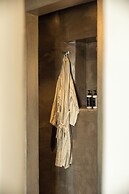 Black Diamond Suites - Adults Only