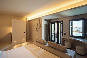 Black Diamond Suites - Adults Only