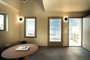 Black Diamond Suites - Adults Only