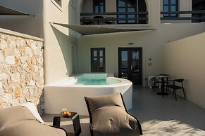 Black Diamond Suites - Adults Only