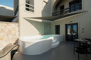 Black Diamond Suites - Adults Only