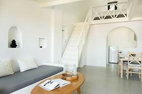 Black Diamond Suites - Adults Only