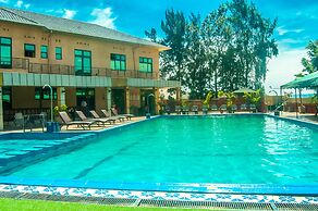 Hotel Hilltop Country Club